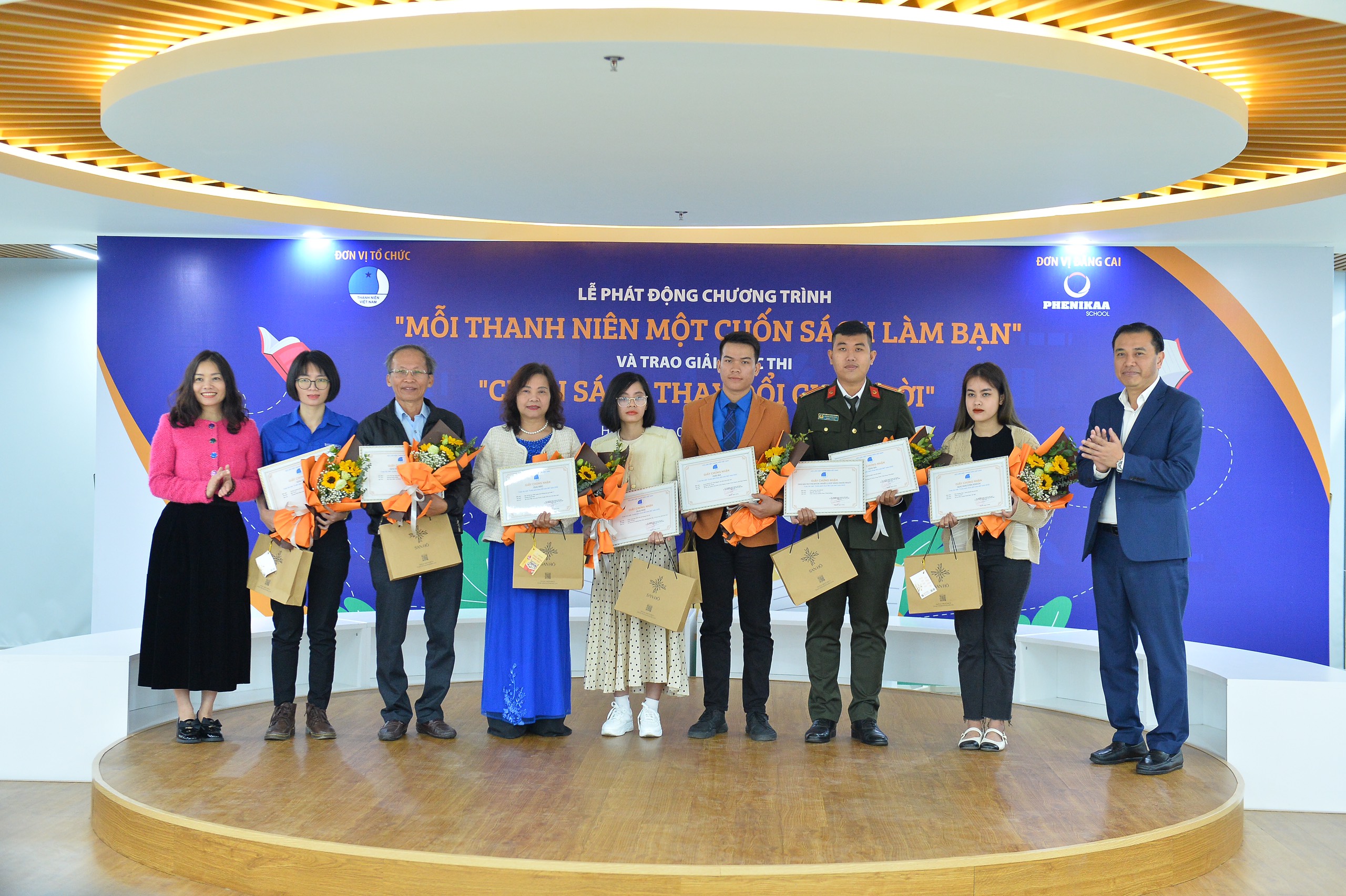 Phát động chương trình “Mỗi thanh niên một cuốn sách làm bạn” và trao giải cuộc thi Cuốn sách thay đổi cuộc đời - Ảnh 5