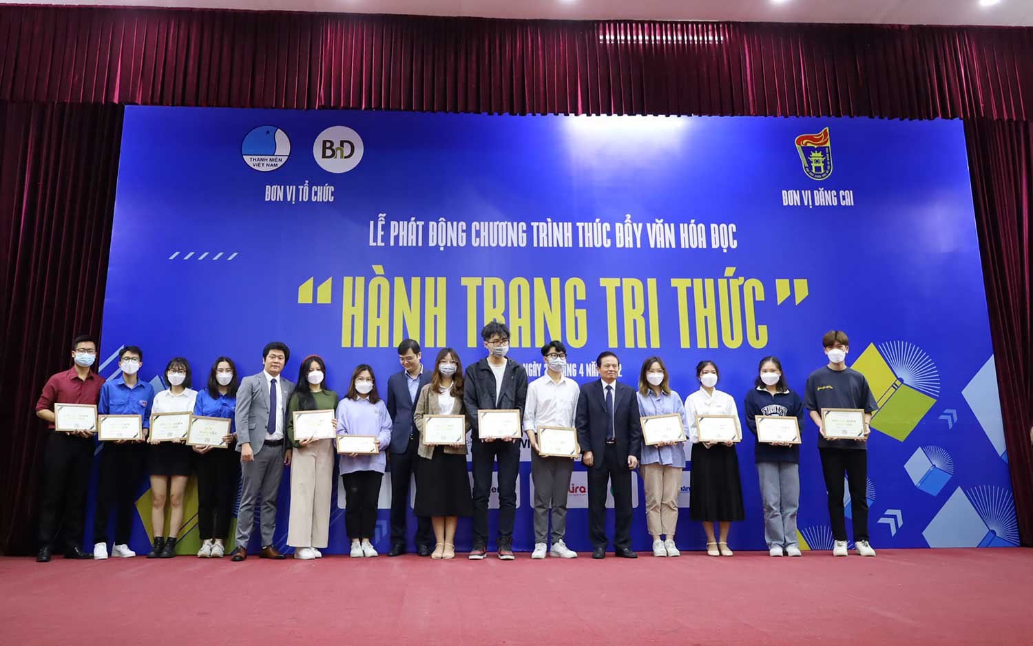 Phát động Chương trình Thúc đẩy văn hóa đọc “Hành trang tri thức” - Ảnh 5